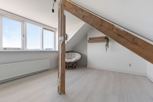 Medium property photo - Van der Duyn van Maasdamstraat 13, 1781 VC Den Helder